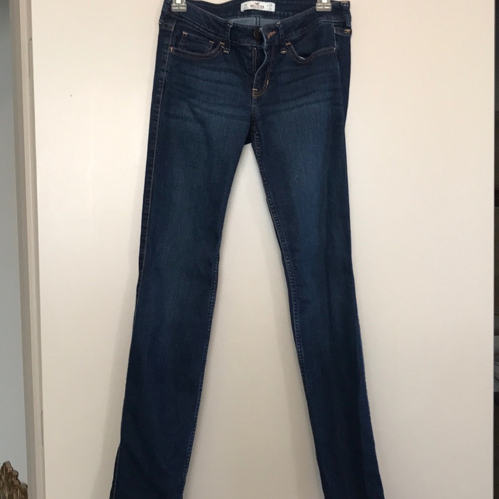 Dark wash Hollister straight leg jeans